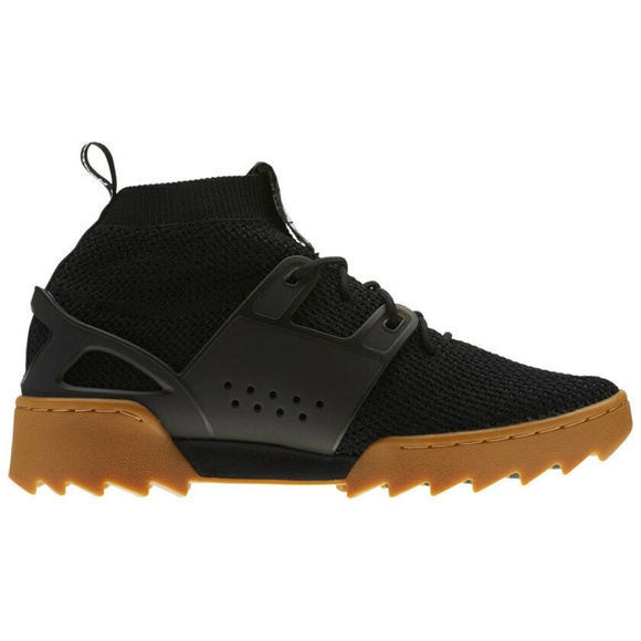 Reebok Classics Men's Workout Sneakers - Picture 3 of 6